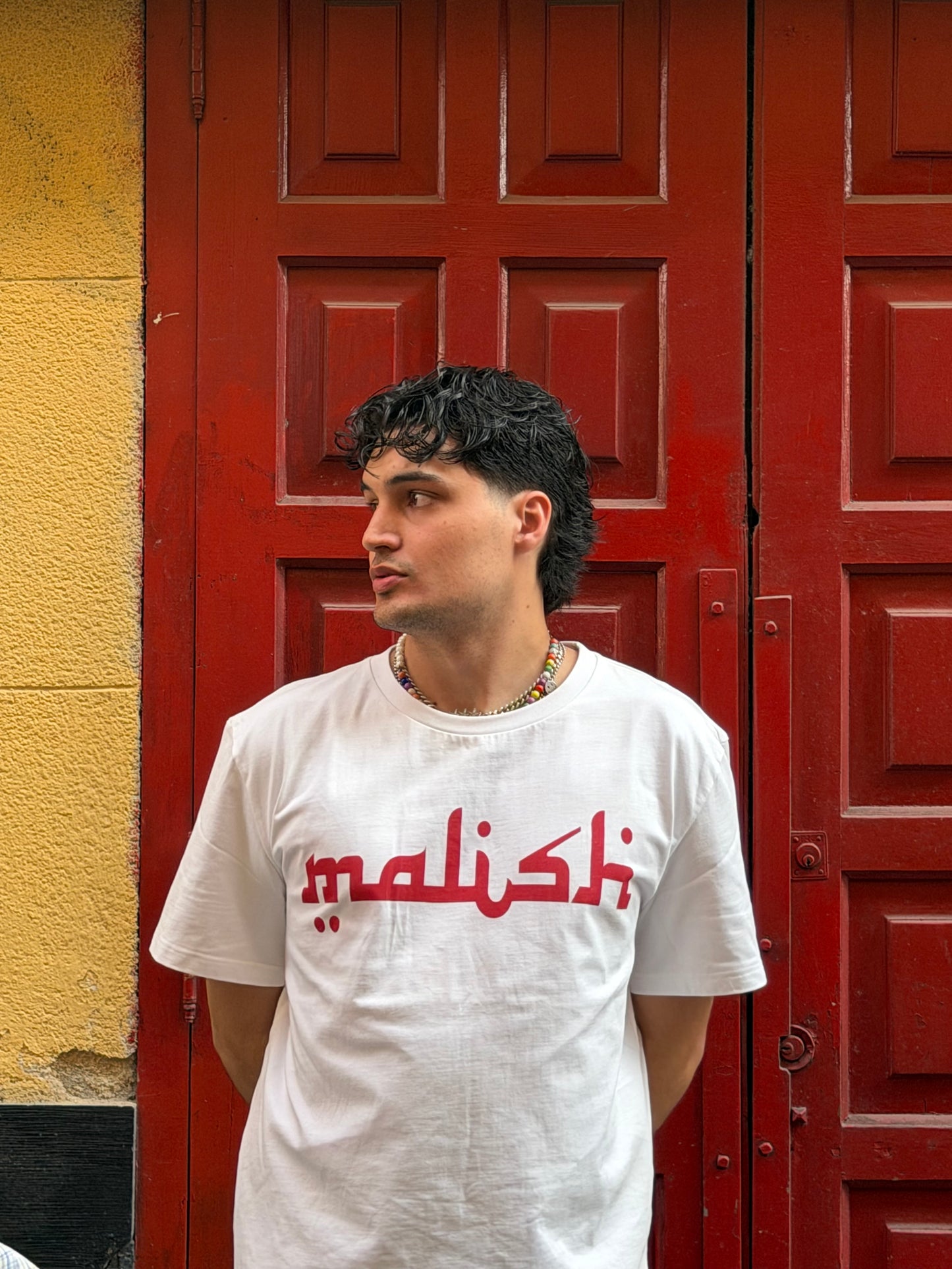 SCRIPT TEE